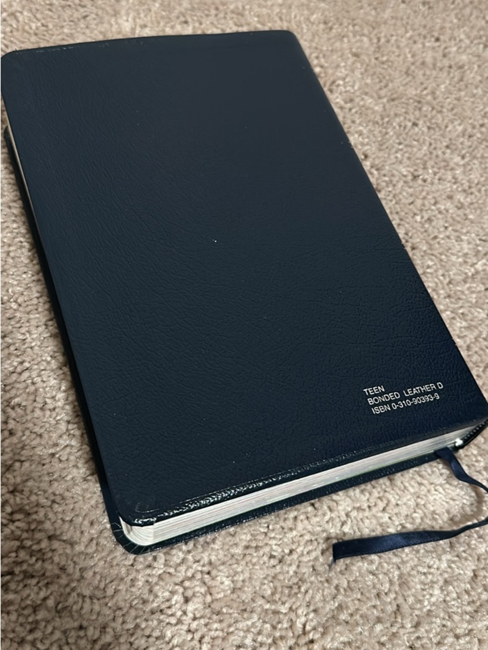Teen Study Bible in Navy bonded Leather - Picture 6 of 8